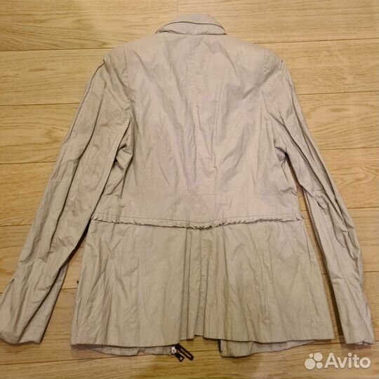 Куртка новая