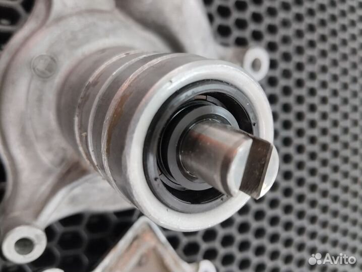 Kawasaki zx7r, zx7, ZX750P Помпа