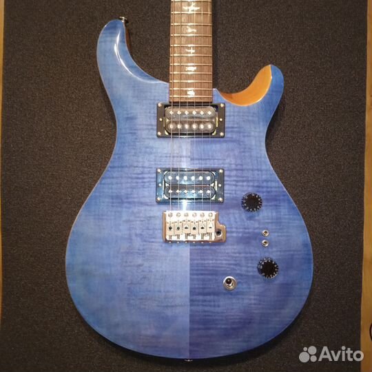 Электрогитара