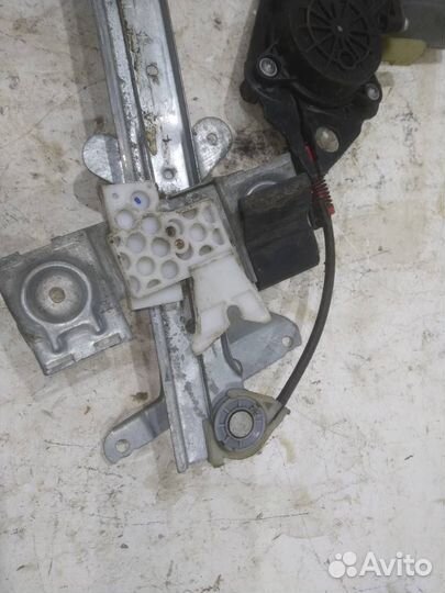 Стеклоподъемник электрический передний левый