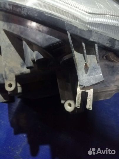 Фара правая Приора