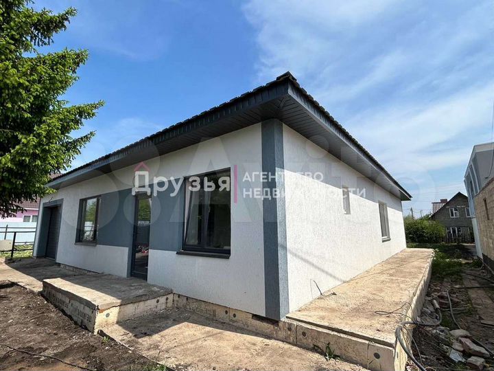 Дом 165,3 м² на участке 8 сот.