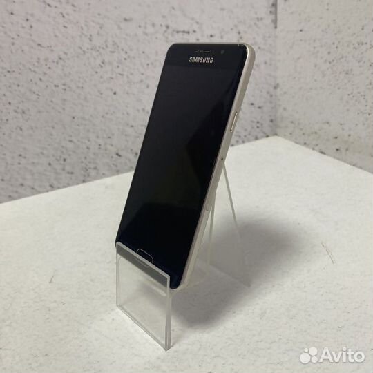 Samsung Galaxy A3 SM-A300H, 16 ГБ