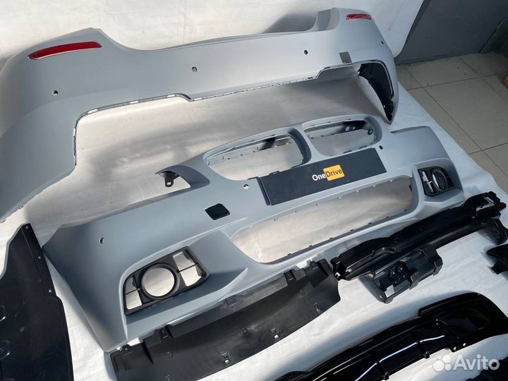 BMW F10 обвес М пакет с диффузором глянец