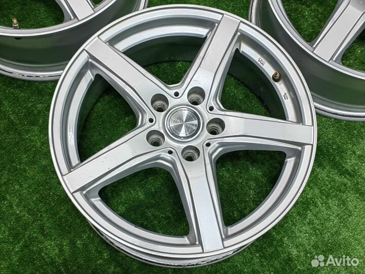 Violento R-17 (5x114,3; Et48; 7j)