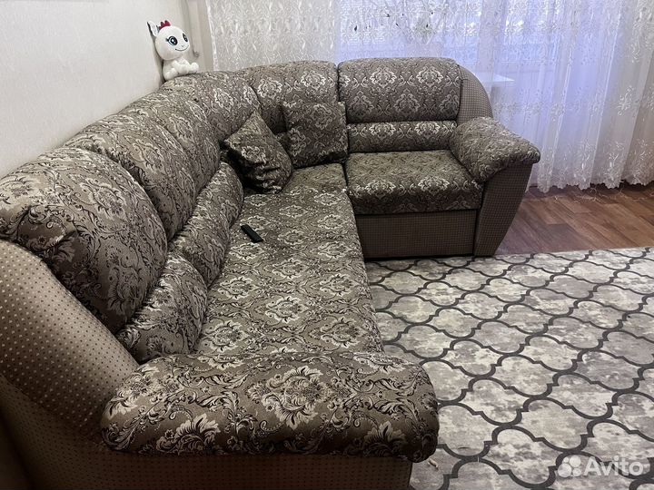 Угловой диван