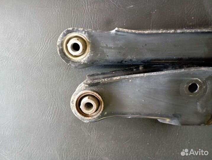 Задние рычаги на Mitsubishi Lancer 10