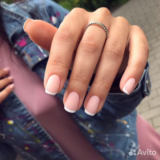 Маникюр/педикюр с покрытием гель лак в салоне