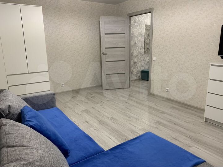 2-к. квартира, 45 м², 8/16 эт.