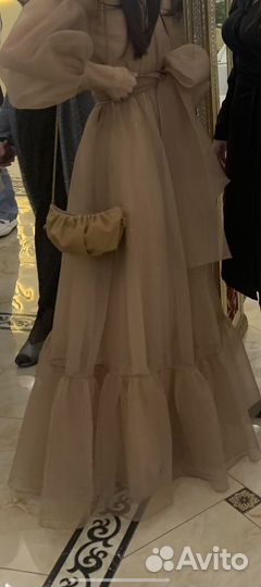 Вечернее платье