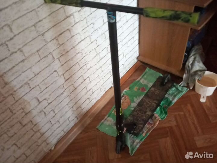 Трюковой самокат