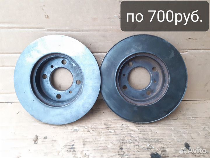 Диск тормозной передний Митцубиси Ланцер CB 92-00