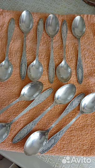 Мельхиоровые ложки десертные