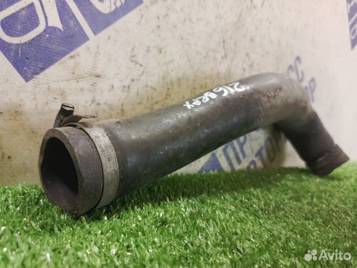 Патрубок радиатора печки Hyundai Terracan