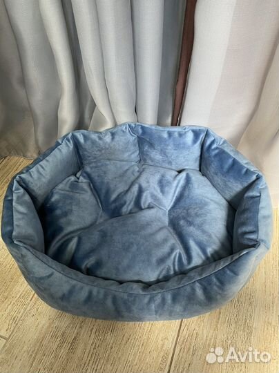 Лежанка новая для собак