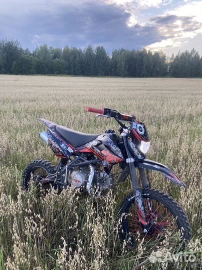 Kayo basic YX125EM rolling moto