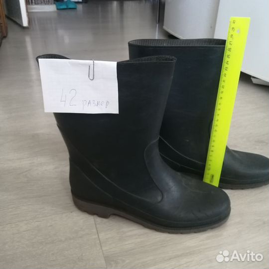 Резиновые сапоги