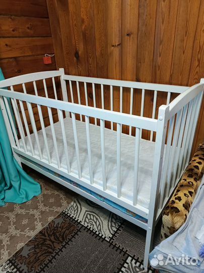 Детская кровать с матрасом бу