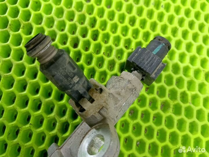 Топливная рампа + форсунки Geely mk