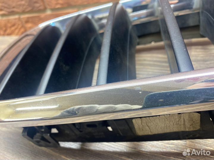 Решётка радиатора Левая Bmw X5 F15 2013-2018