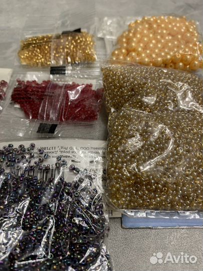 Бисер и пайетки