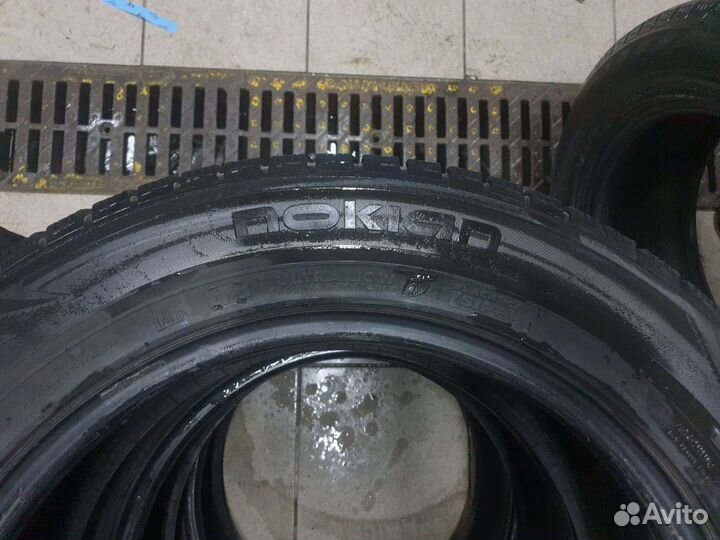 Nokian Tyres Hakkapeliitta R 235/55 R17 103R