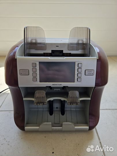 Сортировщик банкнот kisan newton-VS