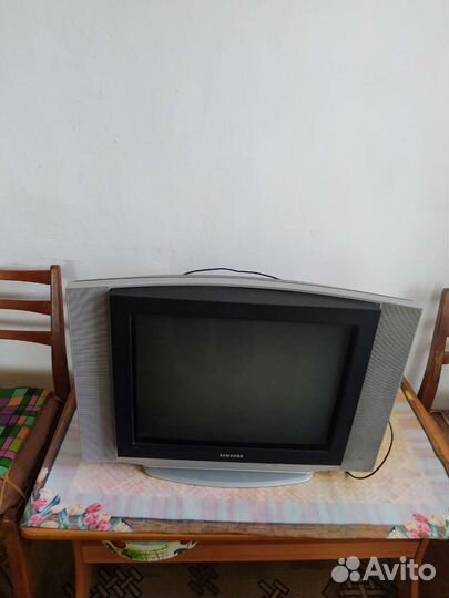 Телевизор самсунг