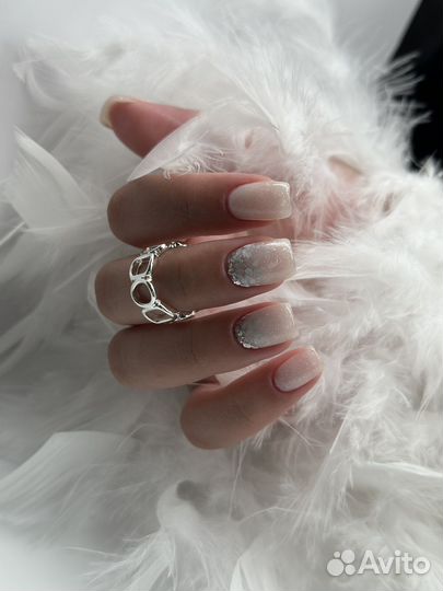 Маникюр, педикюр, гель лак