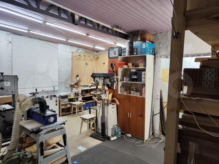 Гараж, > 30 м²