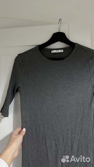 Платье Mango в рубчик