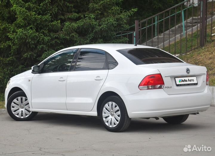 Volkswagen Polo 1.6 AT, 2012, 85 600 км
