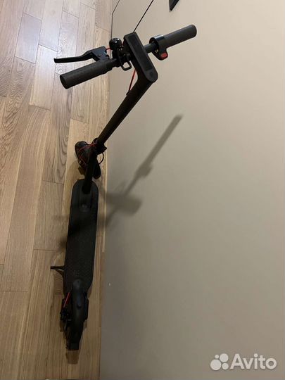 Электросамокат Xiaomi Mi Electric Scooter Pro 2