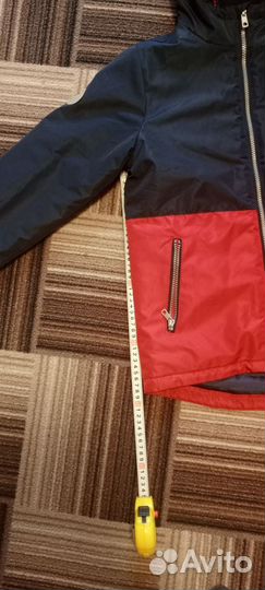 Куртка демисезонная на мальчика 140