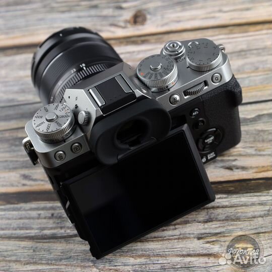 FujiFilm X-T5 Kit XF 18-55mm F2.8-4 R OIS WR Silve