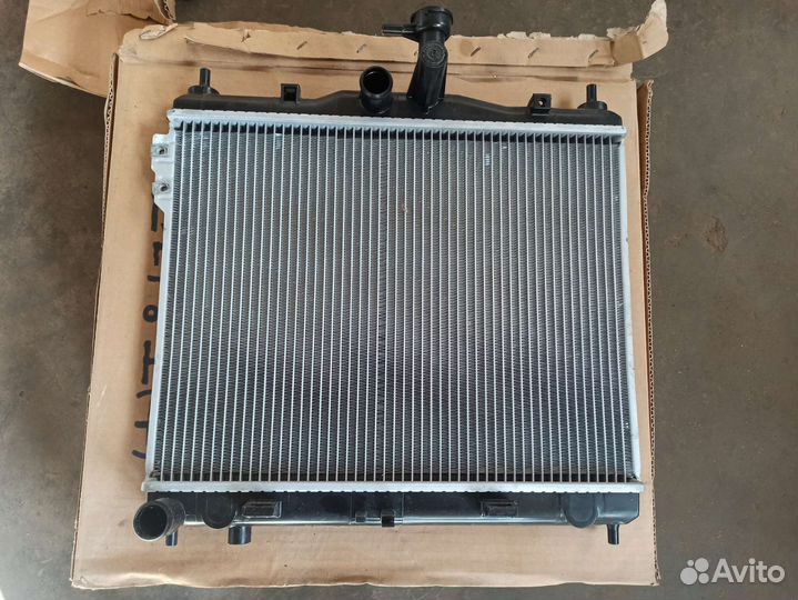 Радиатор двс Hyundai Getz