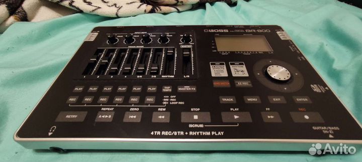 Портативная студия boss BR 800