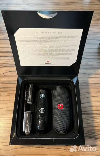 Многофункциональный нож складной швейцарский