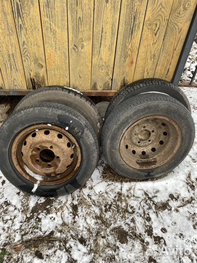 Колёса в сборе на Ниву r16