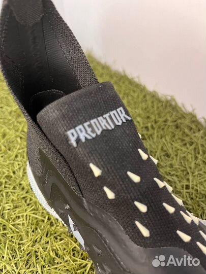 Футбольные бутсы Adidas Predator freak