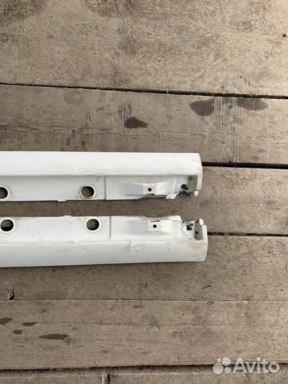 Продам Порог пластиковый Toyota Corolla Rumion