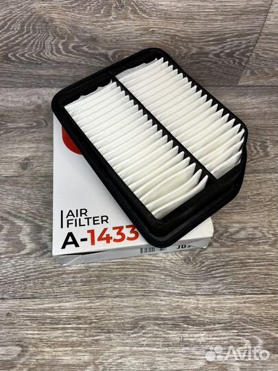 Фильтр воздушный Suzuki, 13780-65J00