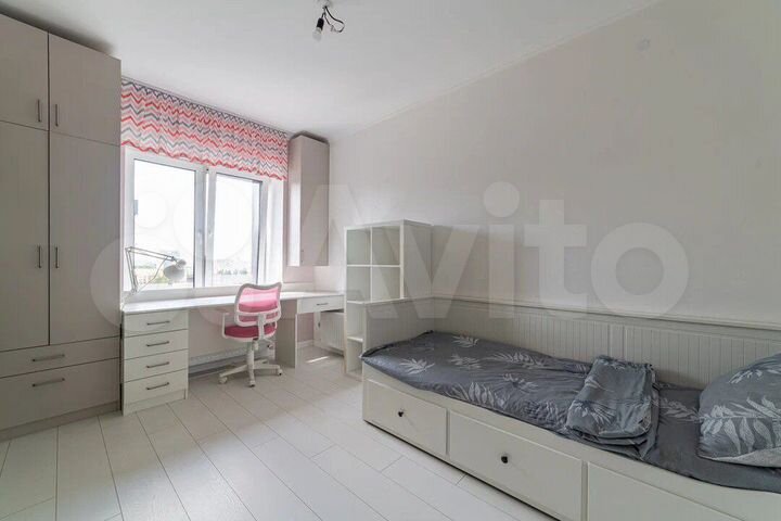 2-к. квартира, 54 м², 9/10 эт.
