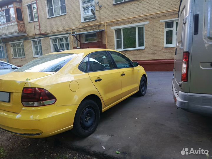 Volkswagen Polo 1.6 AT, 2018, 265 000 км