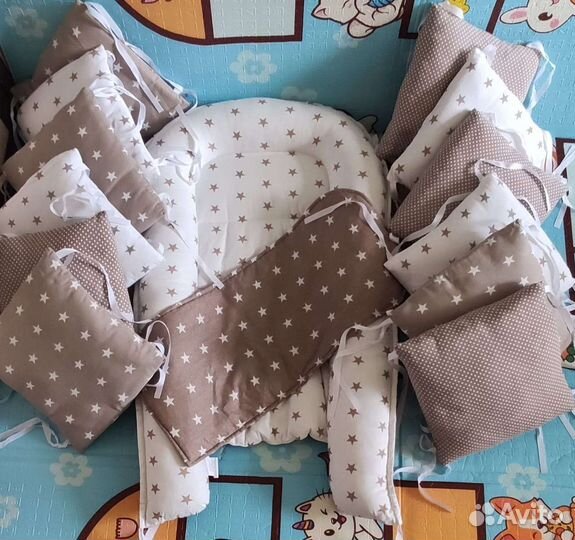 Комплект в кроватку для новорожденных