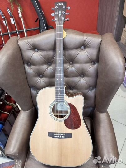 Электроакустическая гитара массив Cort MR600F