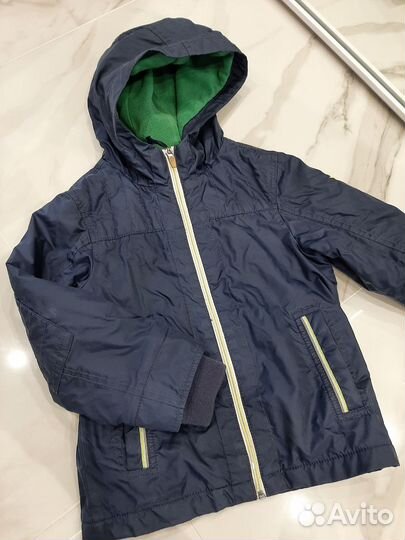 Ветровка benetton на флисе 110 см