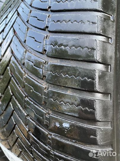 Bridgestone Weather Control A005 Evo 275/45 R21 110W