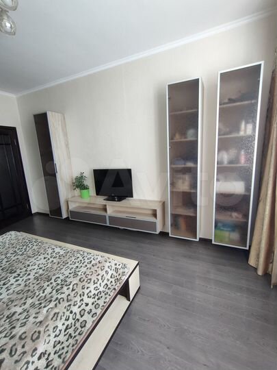 2-к. квартира, 60 м², 9/10 эт.