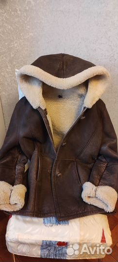 Дубленка натуральная женская с капюшоном